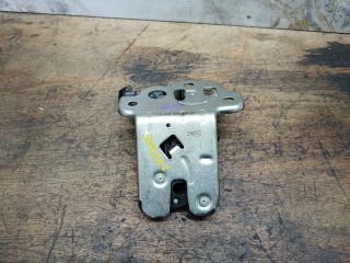 bontott SKODA SUPERB II Csomagtérajtó Zárszerkezet