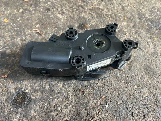 bontott SKODA SUPERB II Csomagtérajtó Zárszerkezet