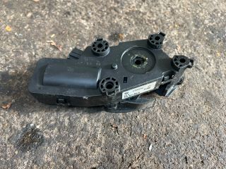 bontott SKODA SUPERB II Csomagtérajtó Zárszerkezet