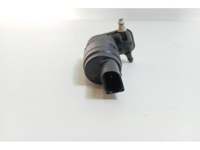 bontott SKODA SUPERB II Első Ablakmosó Szivattyú