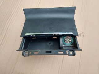 bontott SKODA SUPERB II Első Hamutartó