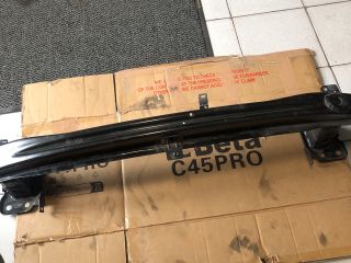 bontott SKODA SUPERB II Első Lökhárító Merevítő (Fém)