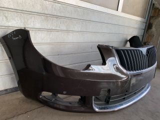 bontott SKODA SUPERB II Első Lökhárító (Üresen)
