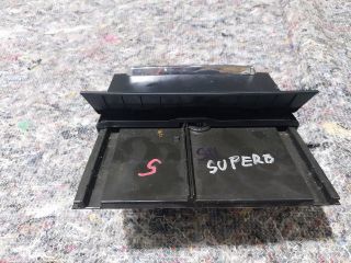 bontott SKODA SUPERB II Első Tároló Rekesz