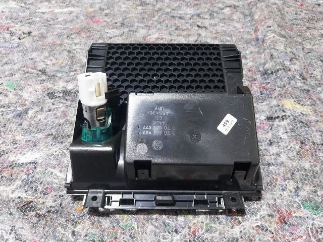 bontott SKODA SUPERB II Első Tároló Rekesz