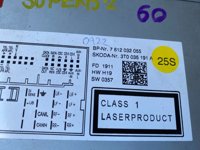 bontott SKODA SUPERB II Emelő