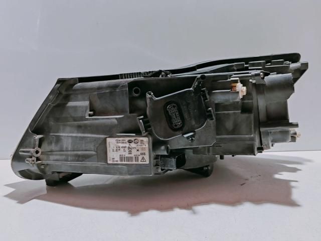 bontott SKODA SUPERB II Fényszóró (Pozíciófüggetlen)