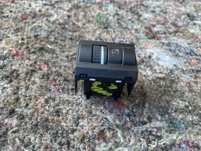 bontott SKODA SUPERB II Fényszórómagasság Állító Kapcsoló