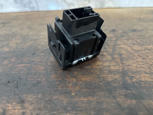 bontott SKODA SUPERB II Fényszórómagasság Állító Kapcsoló