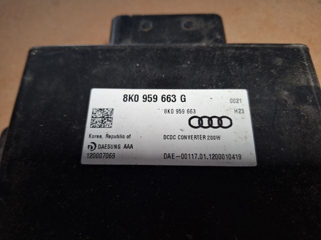 bontott SKODA SUPERB II Feszültségszabályzó