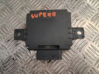 bontott SKODA SUPERB II Feszültségszabályzó