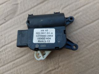 bontott SKODA SUPERB II Fűtés Állító Motor