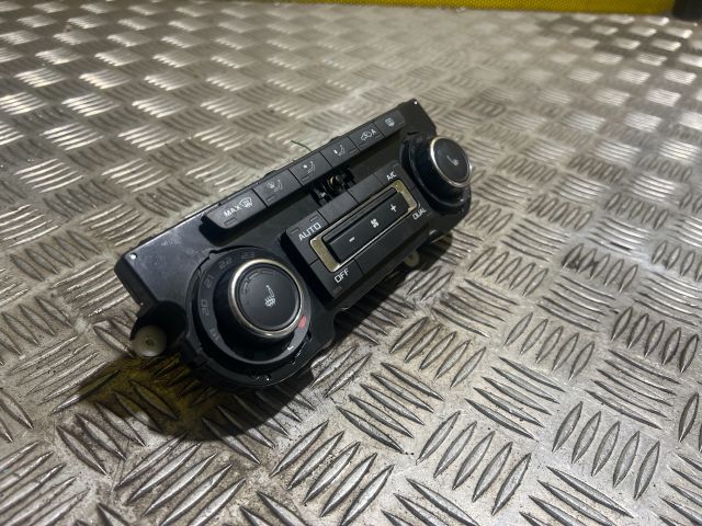 bontott SKODA SUPERB II Fűtéskapcsoló (digit klímás)