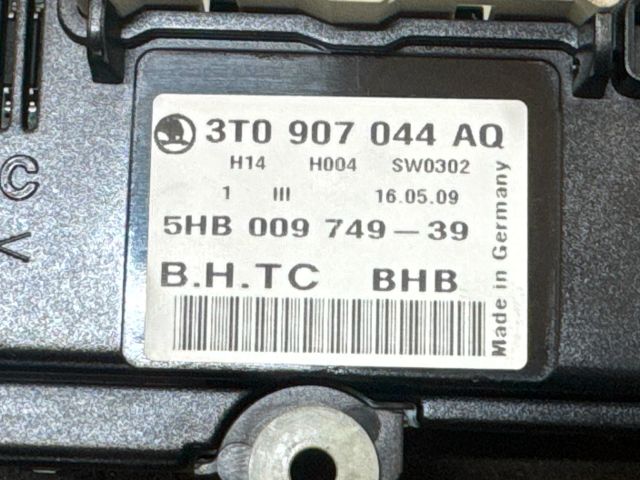 bontott SKODA SUPERB II Fűtéskapcsoló (digit klímás)