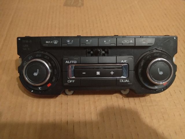 bontott SKODA SUPERB II Fűtéskapcsoló (digit klímás)