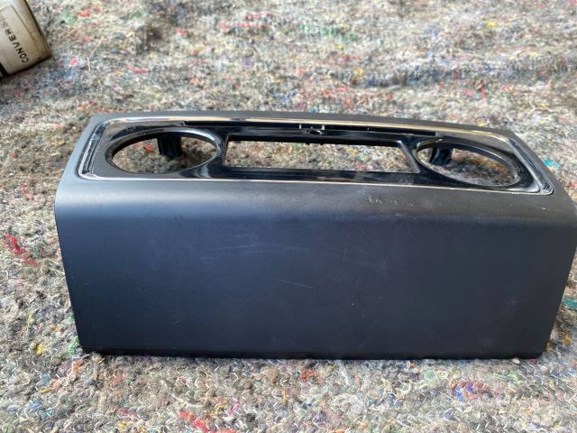 bontott SKODA SUPERB II Fűtéskapcsoló Keret