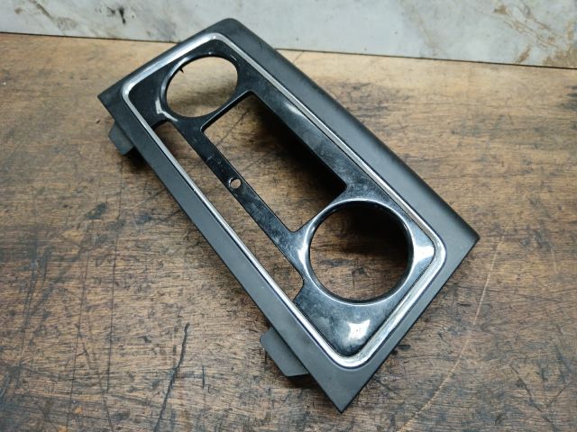 bontott SKODA SUPERB II Fűtéskapcsoló Keret