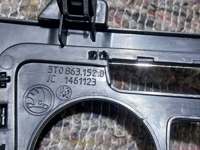 bontott SKODA SUPERB II Fűtéskapcsoló Keret