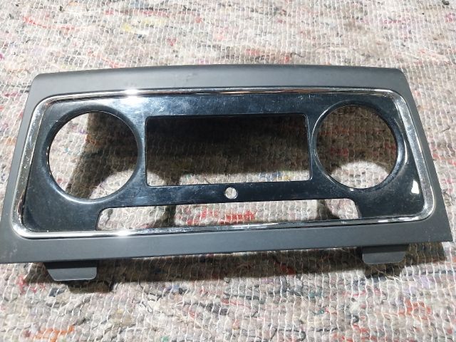 bontott SKODA SUPERB II Fűtéskapcsoló Keret