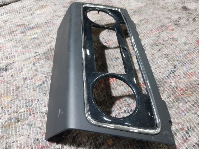 bontott SKODA SUPERB II Fűtéskapcsoló Keret