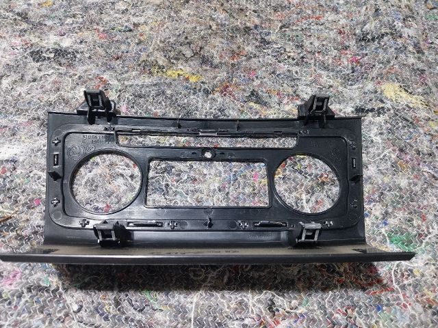 bontott SKODA SUPERB II Fűtéskapcsoló Keret