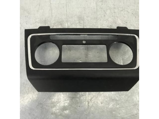 bontott SKODA SUPERB II Fűtéskapcsoló Keret