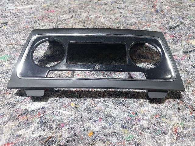 bontott SKODA SUPERB II Fűtéskapcsoló Keret