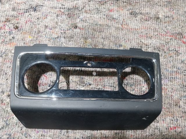 bontott SKODA SUPERB II Fűtéskapcsoló Keret