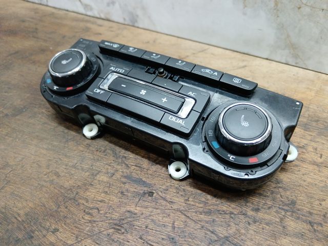 bontott SKODA SUPERB II Fűtéskapcsoló (manuális klímás)