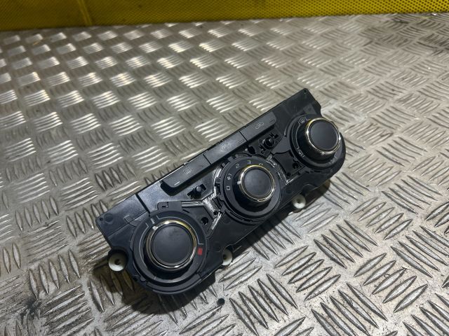 bontott SKODA SUPERB II Fűtéskapcsoló (Nem klímás)