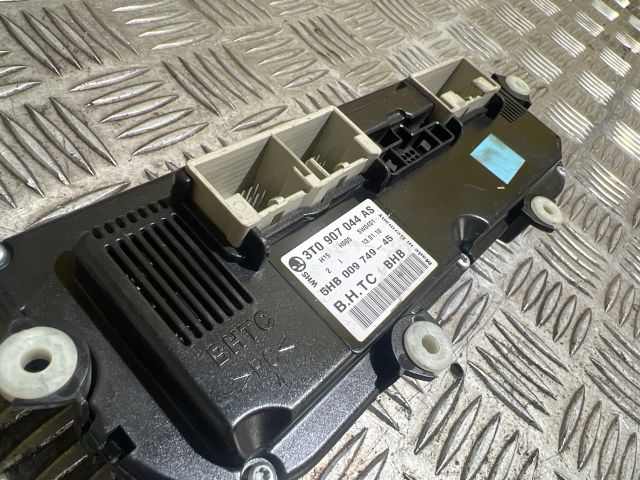 bontott SKODA SUPERB II Fűtéskapcsoló