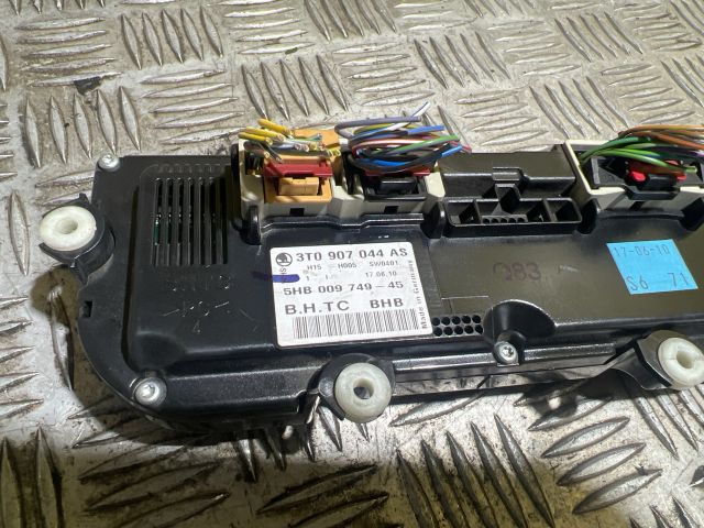 bontott SKODA SUPERB II Fűtéskapcsoló