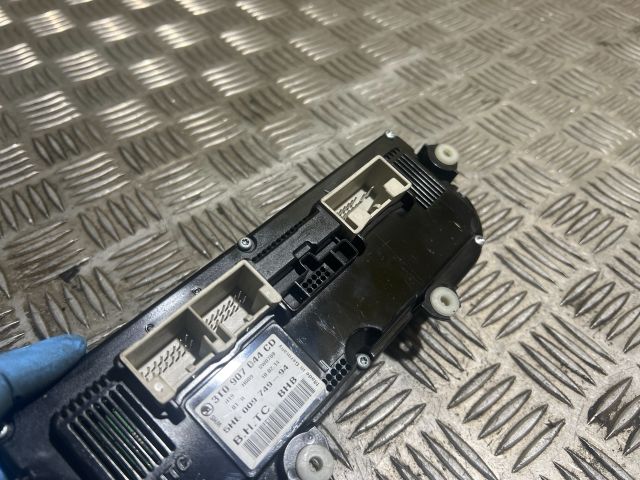 bontott SKODA SUPERB II Fűtéskapcsoló