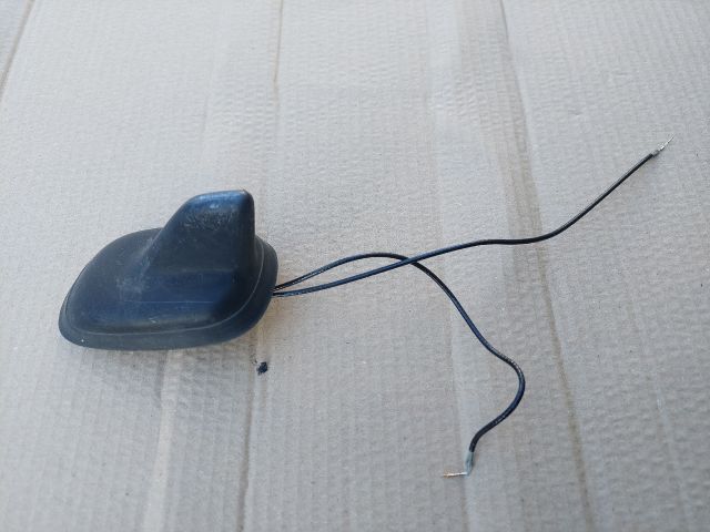 bontott SKODA SUPERB II GPS Antenna