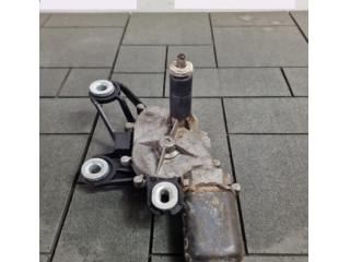 bontott SKODA SUPERB II Hátsó Ablaktörlő Motor