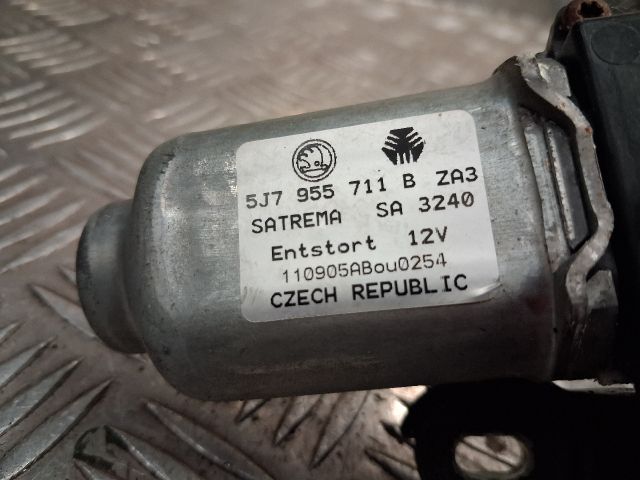 bontott SKODA SUPERB II Hátsó Ablaktörlő Motor