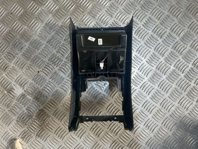 bontott SKODA SUPERB II Hátsó Hamutartó