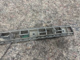 bontott SKODA SUPERB II Hátsó középső Lökhárító Tartó (Műanyag)