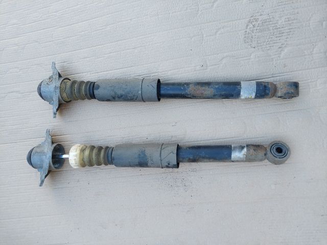 bontott SKODA SUPERB II Hátsó Lengéscsillapító Pár