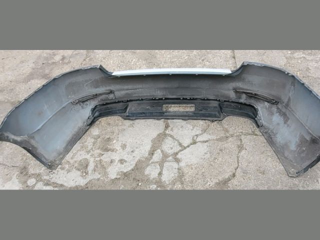 bontott SKODA SUPERB II Hátsó Lökhárító (Részeivel)