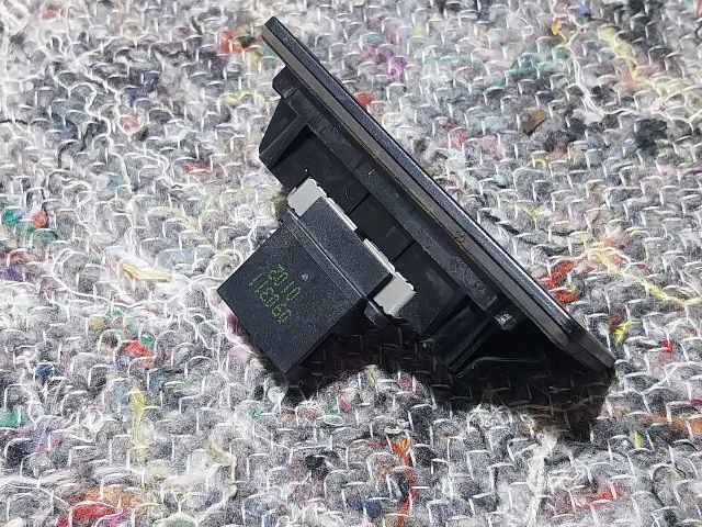 bontott SKODA SUPERB II Hátsó Rendszámtábla Világítás