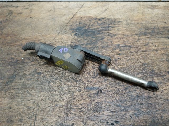 bontott SKODA SUPERB II Hátsó Xenon Szintszabályzó Jeladó