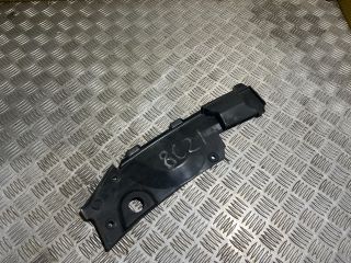 bontott SKODA SUPERB II Homlokfal Burkolat