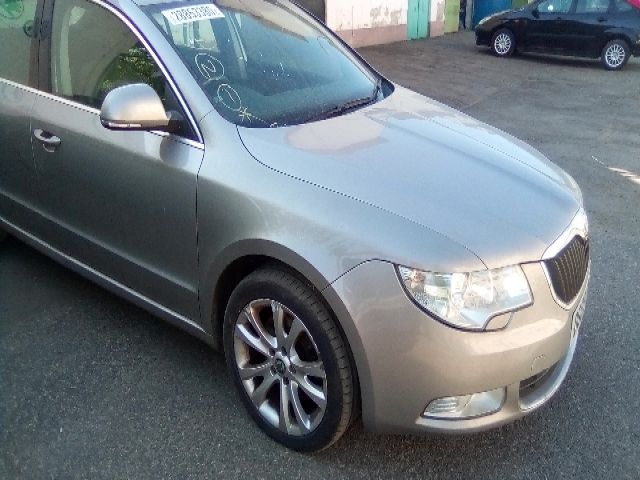 bontott SKODA SUPERB II Hűtőventilátor Motor