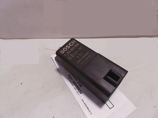 bontott SKODA SUPERB II Izzító Relé