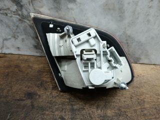 bontott SKODA SUPERB II Jobb Belső Hátsó Lámpa