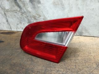 bontott SKODA SUPERB II Jobb Belső Hátsó Lámpa