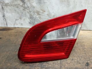 bontott SKODA SUPERB II Jobb Belső Hátsó Lámpa