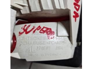 bontott SKODA SUPERB II Jobb Belső Hátsó Lámpa