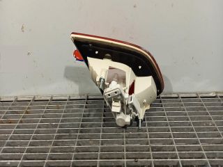 bontott SKODA SUPERB II Jobb Belső Hátsó Lámpa